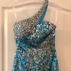 Tony Bowls cocktail dress